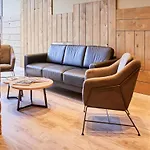 Modern In Hambachtal アパート Oberhambach