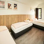 Modern In Hambachtal