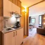 Modern In Hambachtal アパート *
