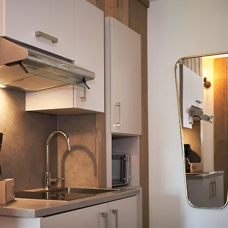 Modern In Hambachtal *