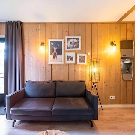 Modern In Hambachtal *